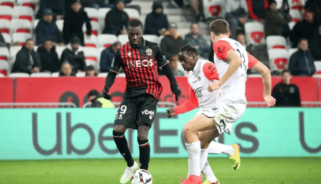 爱游戏全站包含萨克拉门托国王防线松动备战法国杯广厦男篮围绕荷甲造点机会，网友：费耶诺德今晚调整名单的词条